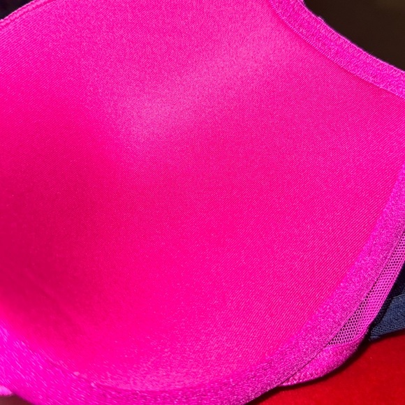 New 
VICTORIA'S SECRET
Sexy Tee‎ Lacie Push-Up Bra - Picture 4 of 5